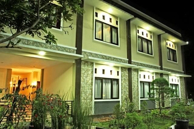 Gumilang Hotel Bogor Exterior foto