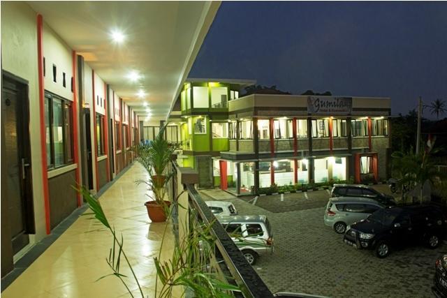 Gumilang Hotel Bogor Exterior foto